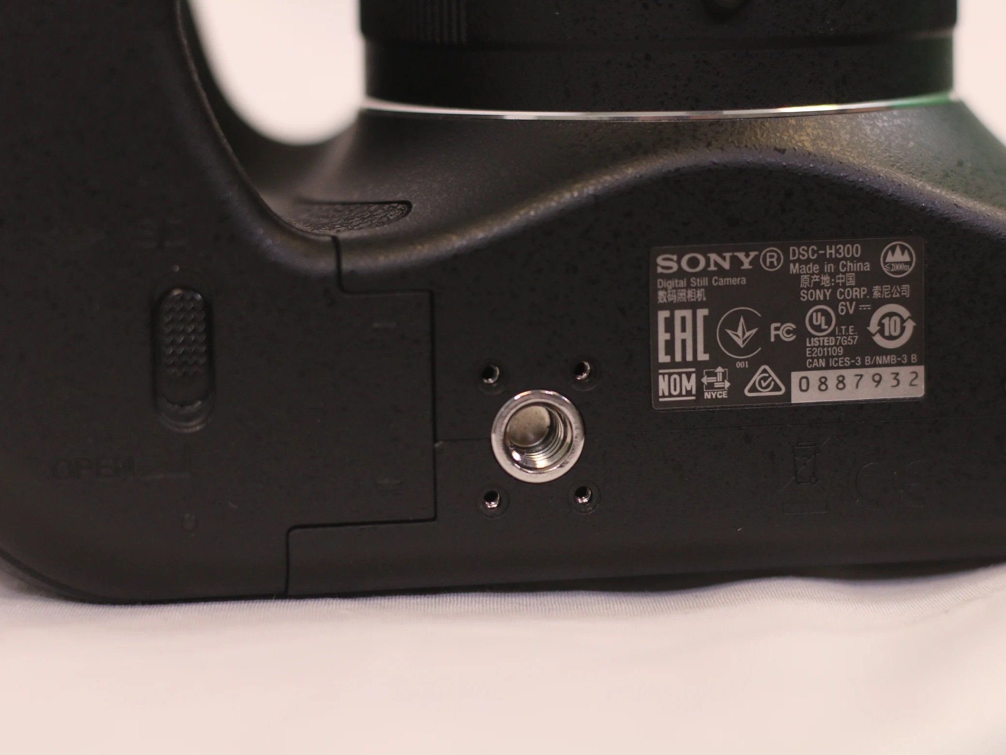 Sony camera dsc h300